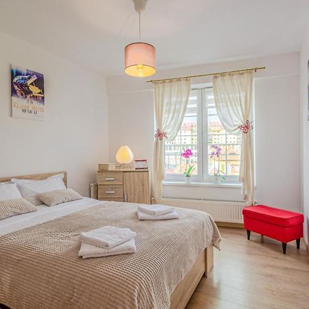 Opera Apart Apartment Brasov Exterior photo
