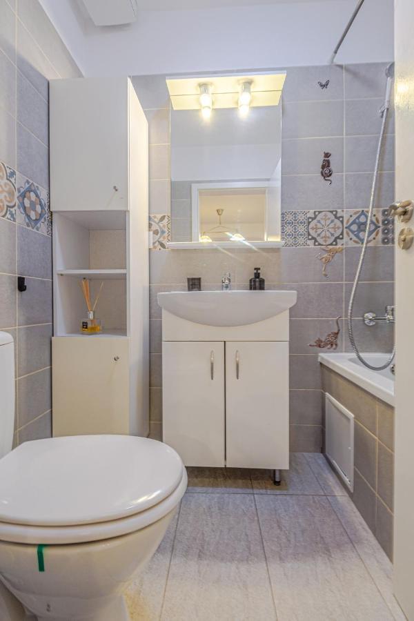 Opera Apart Apartment Brasov Exterior photo