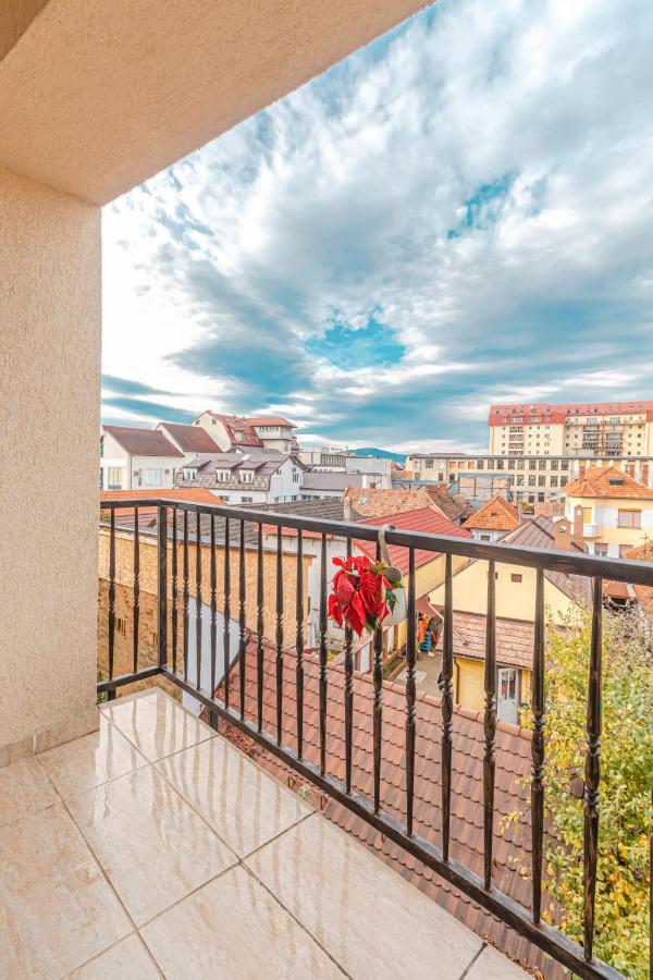 Opera Apart Apartment Brasov Exterior photo
